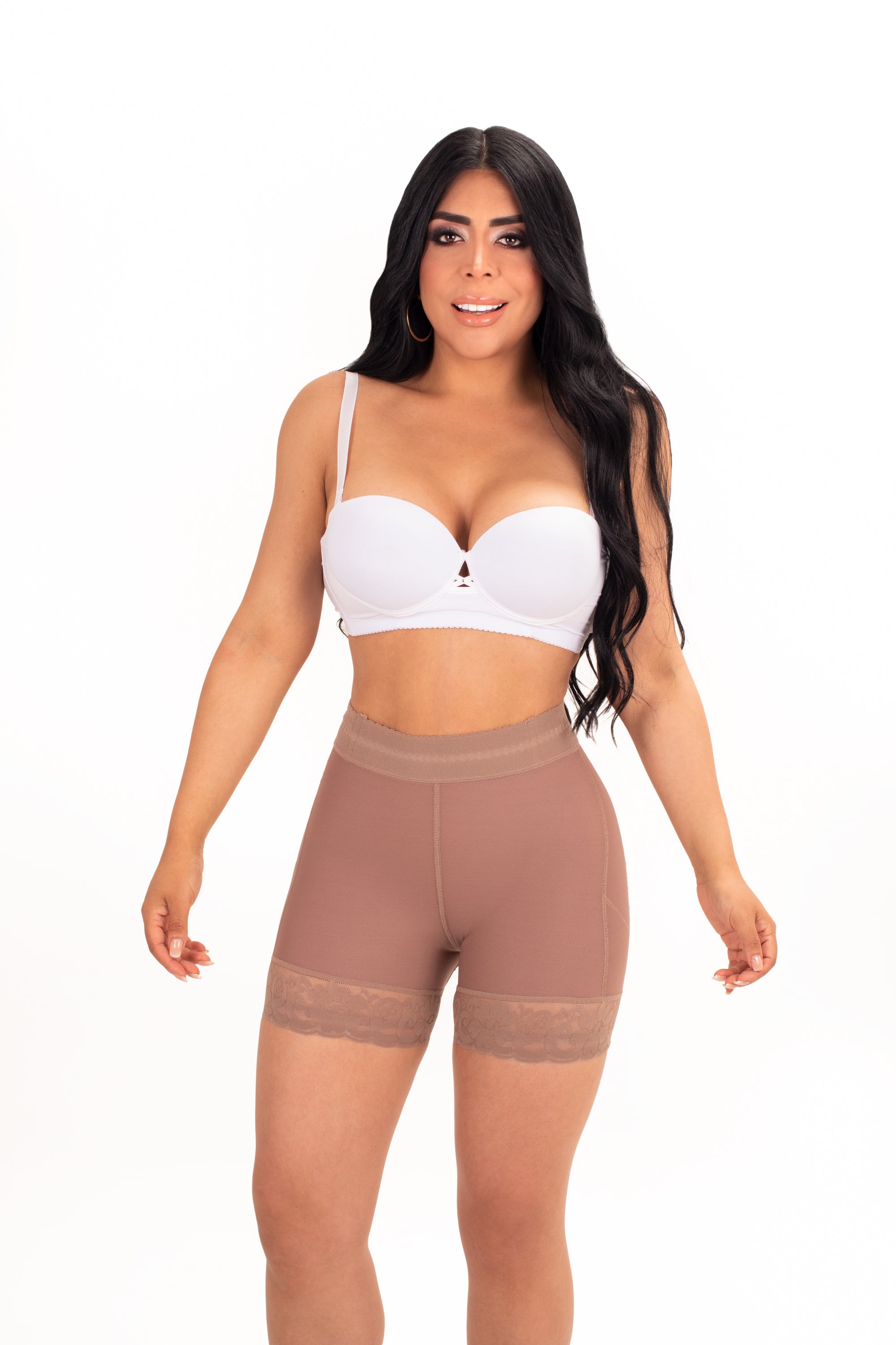 SHORT CORTO |TALLE BAJO | Ref: 401